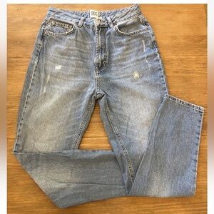 BDG Urban Outfitters MOM Jeans Y2K style